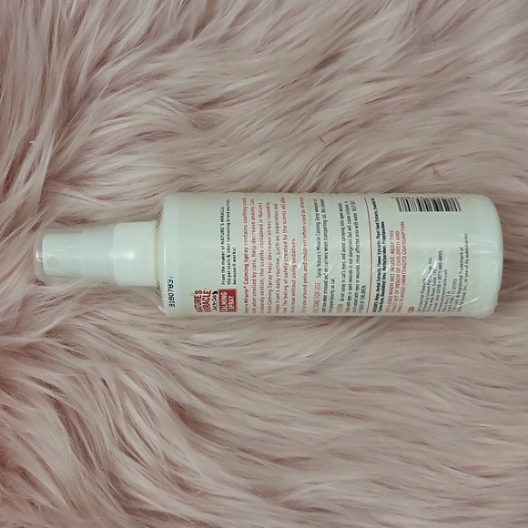 New Listing!! Brand New NATURE'S MIRACLE CAT CALMING SPRAY - Picture 2 of 3